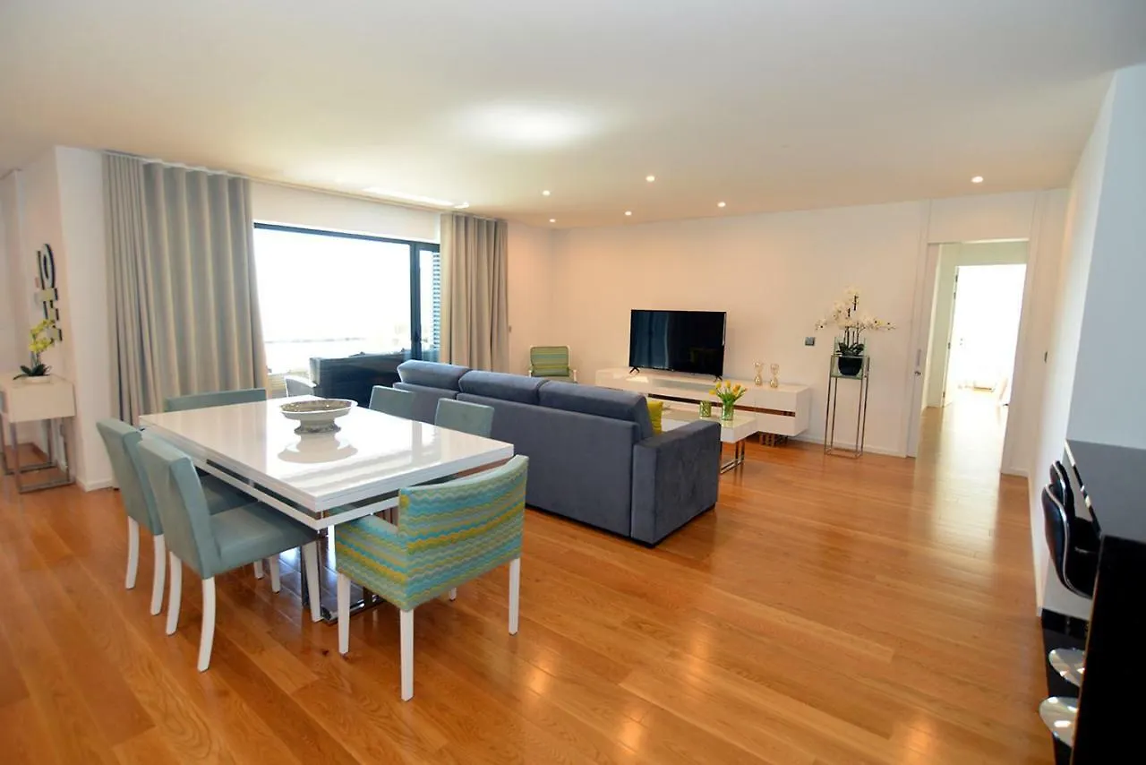 Sec XXI 12 - 3 Bed Flat Apartment Funchal   Funchal (Madeira)