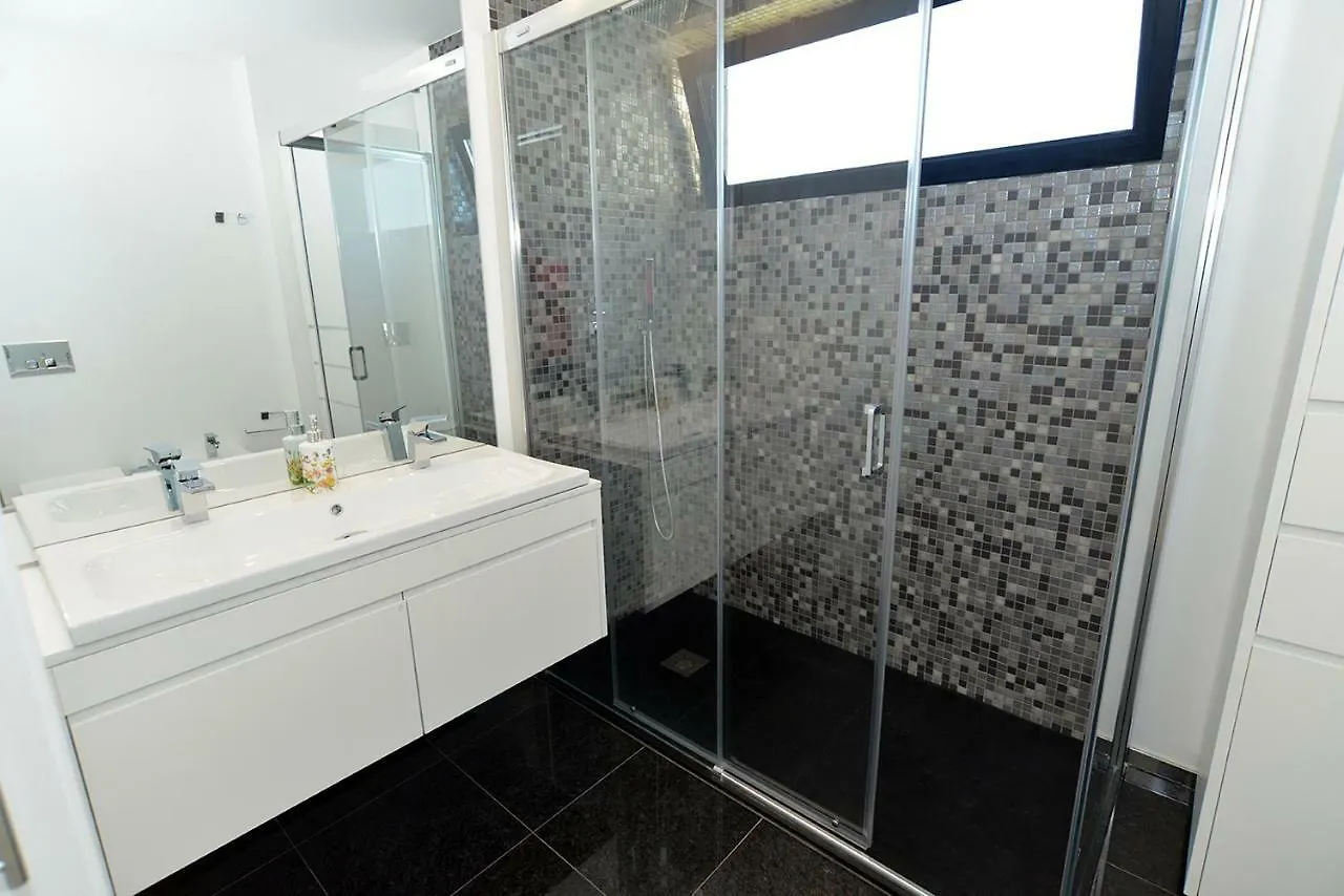 Sec XXI 12 - 3 Bed Flat Apartment Funchal  Funchal (Madeira)